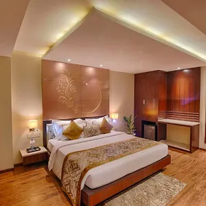 *** Hotel Good Times Near Ganga Ram Hospital And Karol Bagh Metro India