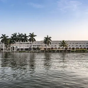 ***** Hotel Lakend India