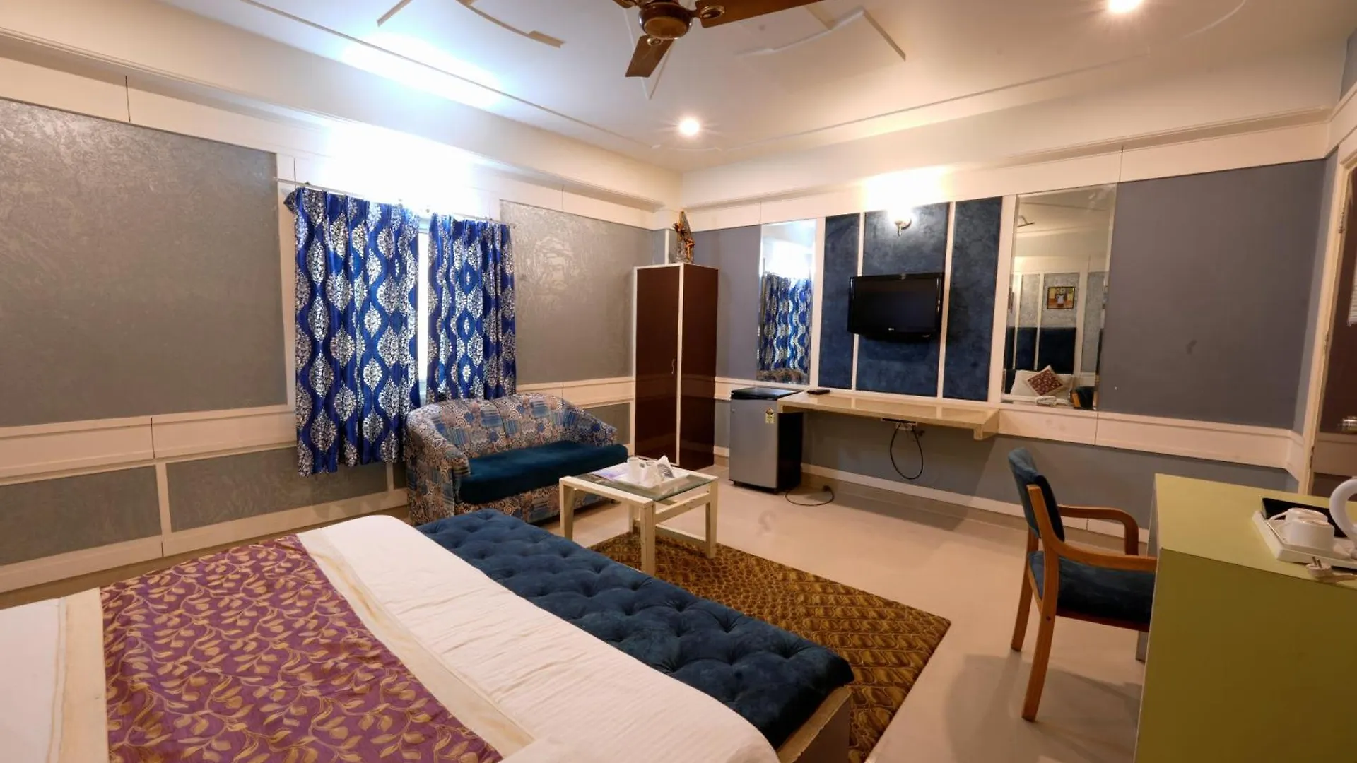 A Family Hotel Oppera Near Igi Airport New Delhi
