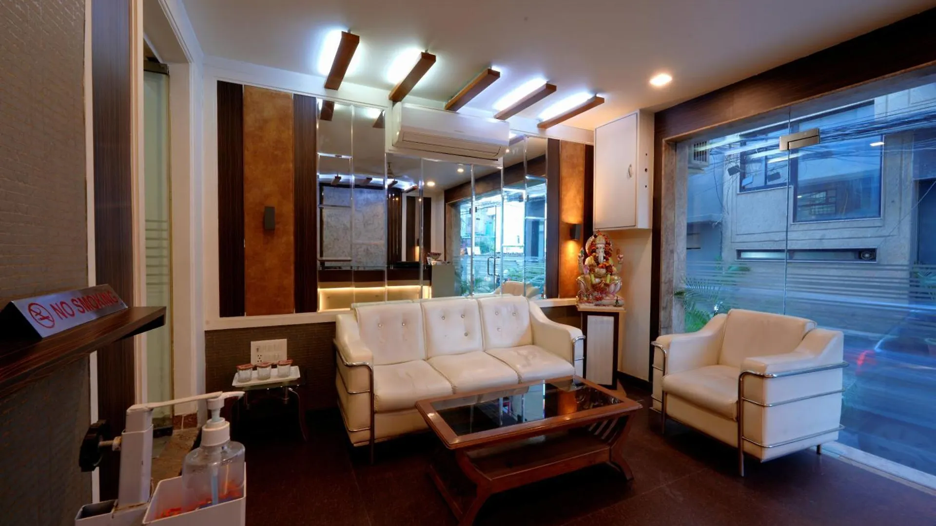 A Family Hotel Oppera Near Igi Airport New Delhi